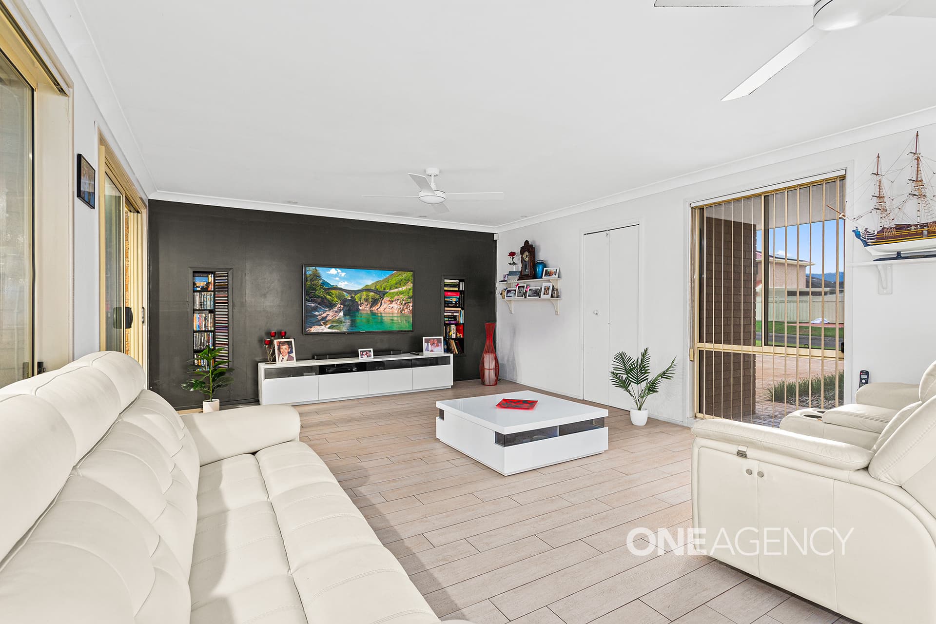 32 Samuel Circuit, Albion Park, Albion Park - Thumbnail 2