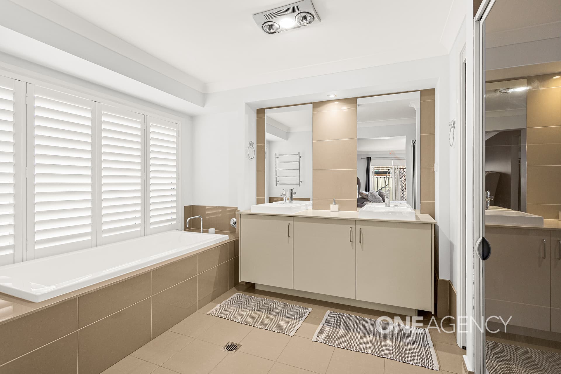 3 Waterview Avenue, Haywards Bay, Haywards Bay - Thumbnail 6