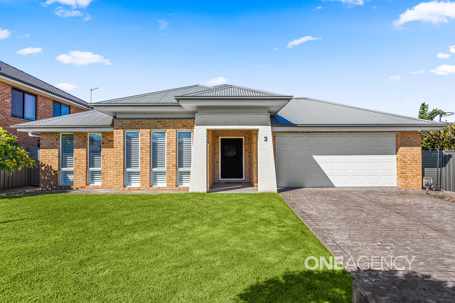 3 Waterview Avenue, Haywards Bay, Haywards Bay - Image 1