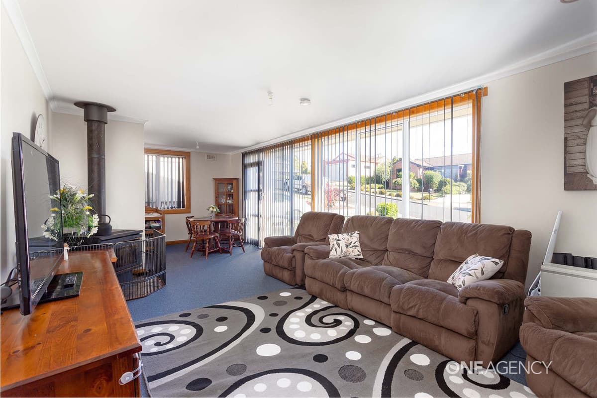 6 Kingsley Avenue, Romaine, Romaine - Thumbnail 5