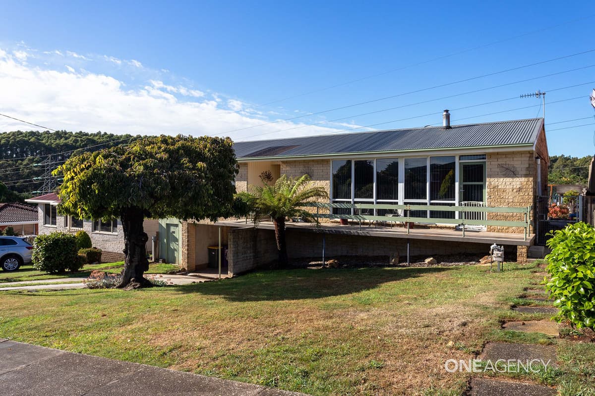 6 Kingsley Avenue, Romaine, Romaine - Image 1