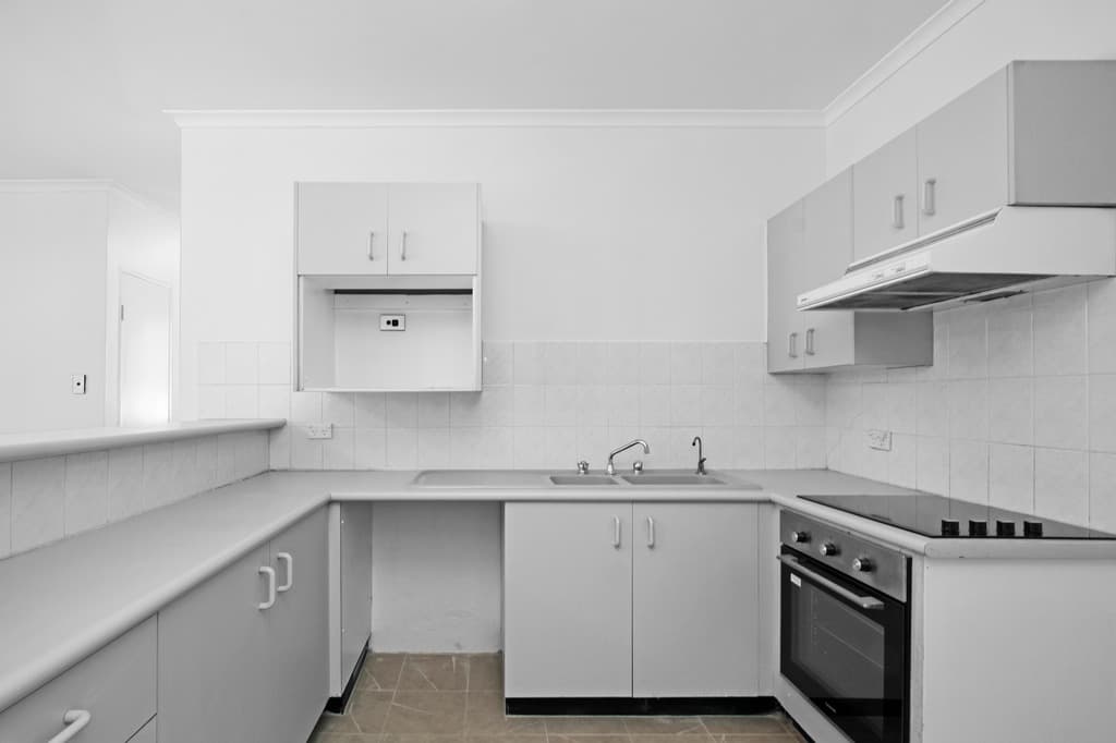 76/1 Riverpark Drive, Liverpool, Liverpool - Thumbnail 3