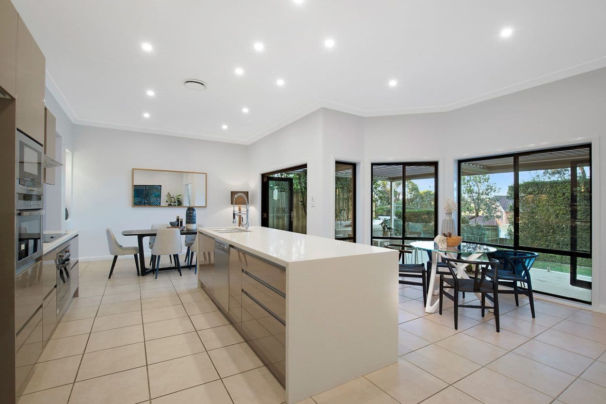 16 Carlow Crescent, Killarney Heights, Killarney Heights - Thumbnail 4