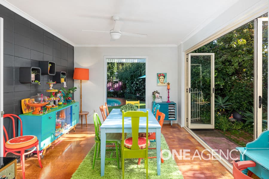 54 NORTHCOTT Parade, Mount Austin, Mount Austin - Thumbnail 2