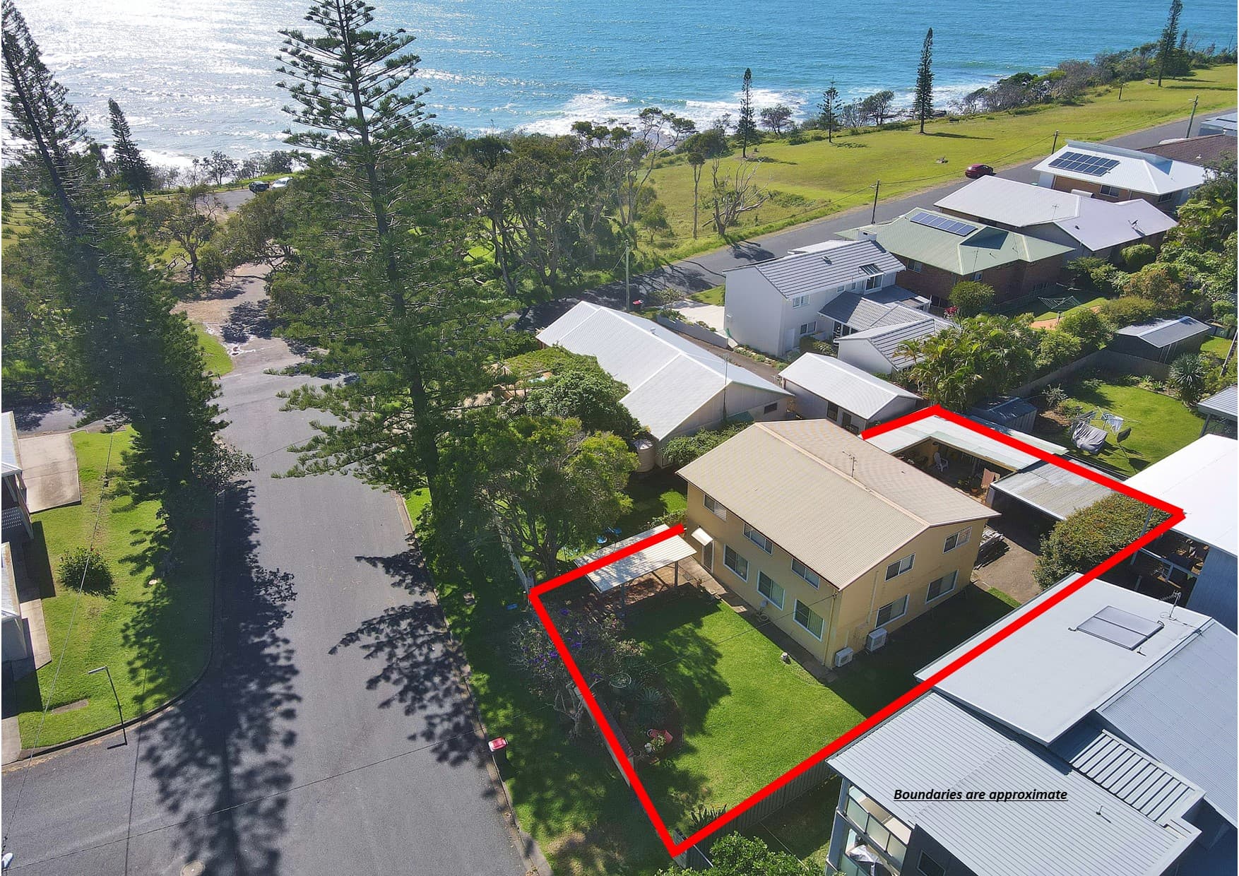 4 Hill Street, Bonny Hills, Bonny Hills - Image 1