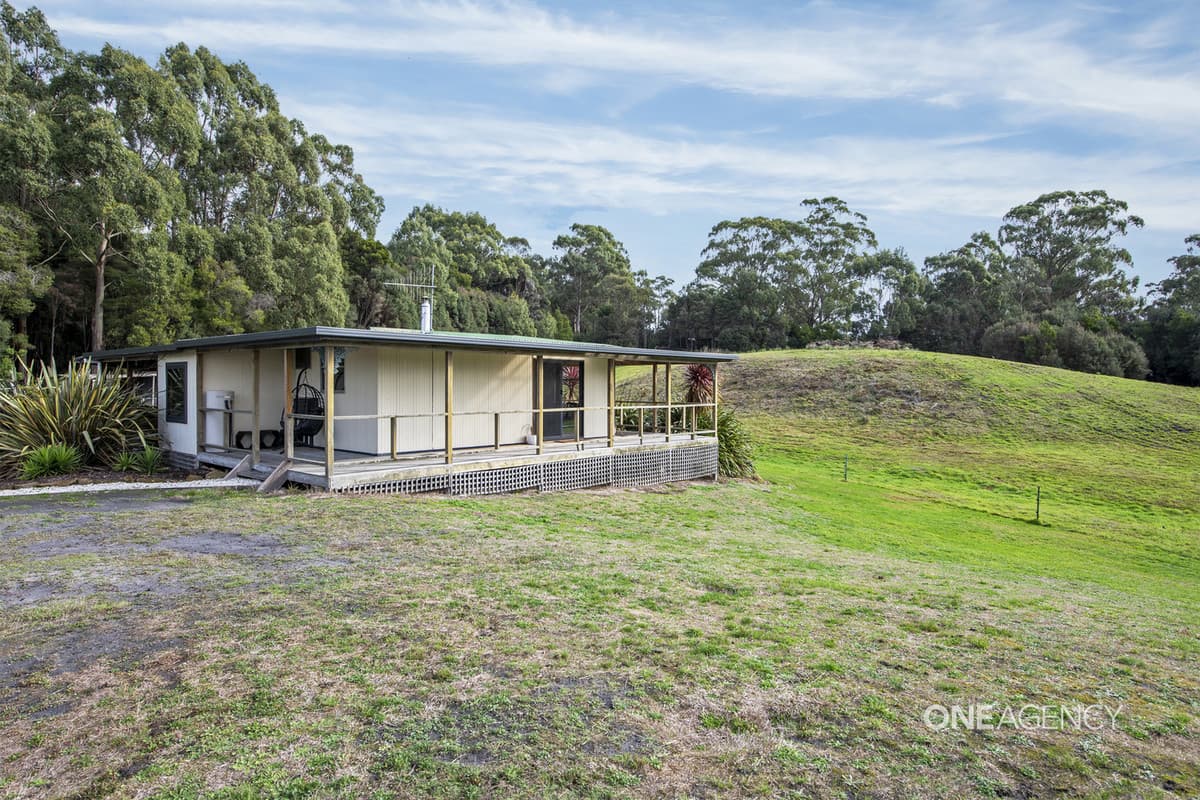 32 Dixons Road, Christmas Hills, Christmas Hills - Image 1