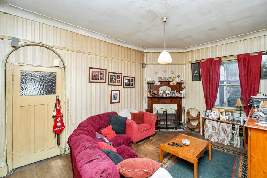 77 DOCKER Street, Wagga Wagga, Wagga Wagga - Thumbnail 3