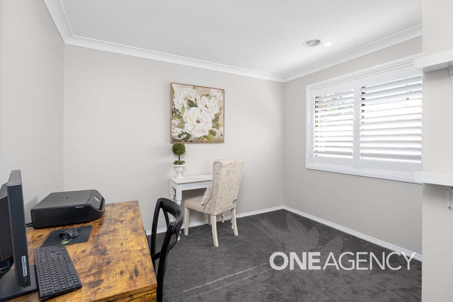 5 TURA Place, Glenfield Park, Glenfield Park - Thumbnail 8