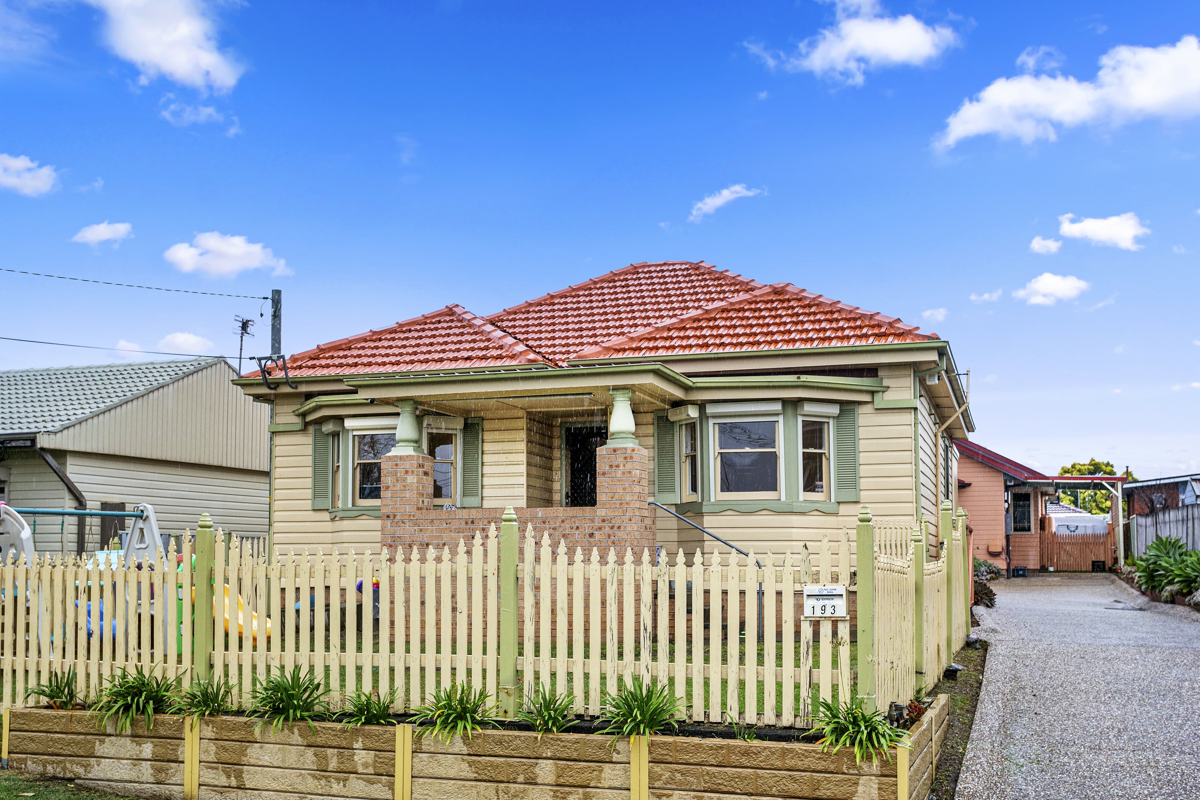 193 Princes Highway, Dapto, Dapto - Image 1