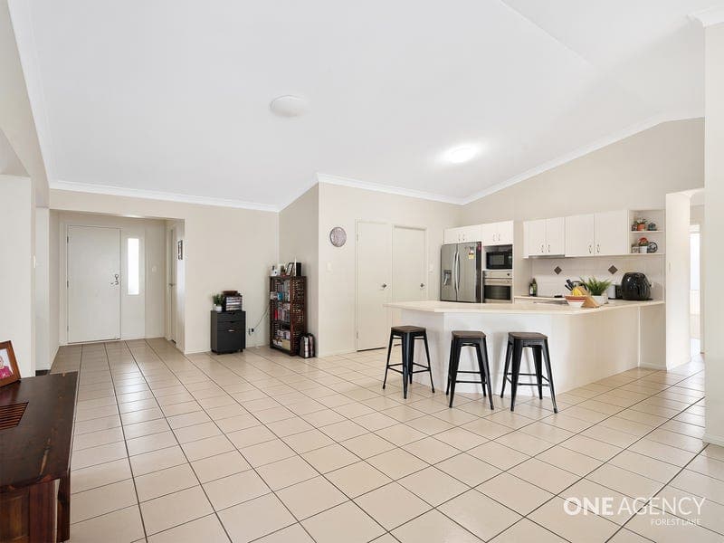14 Eungella Terrace, Forest Lake, Forest Lake - Thumbnail 5