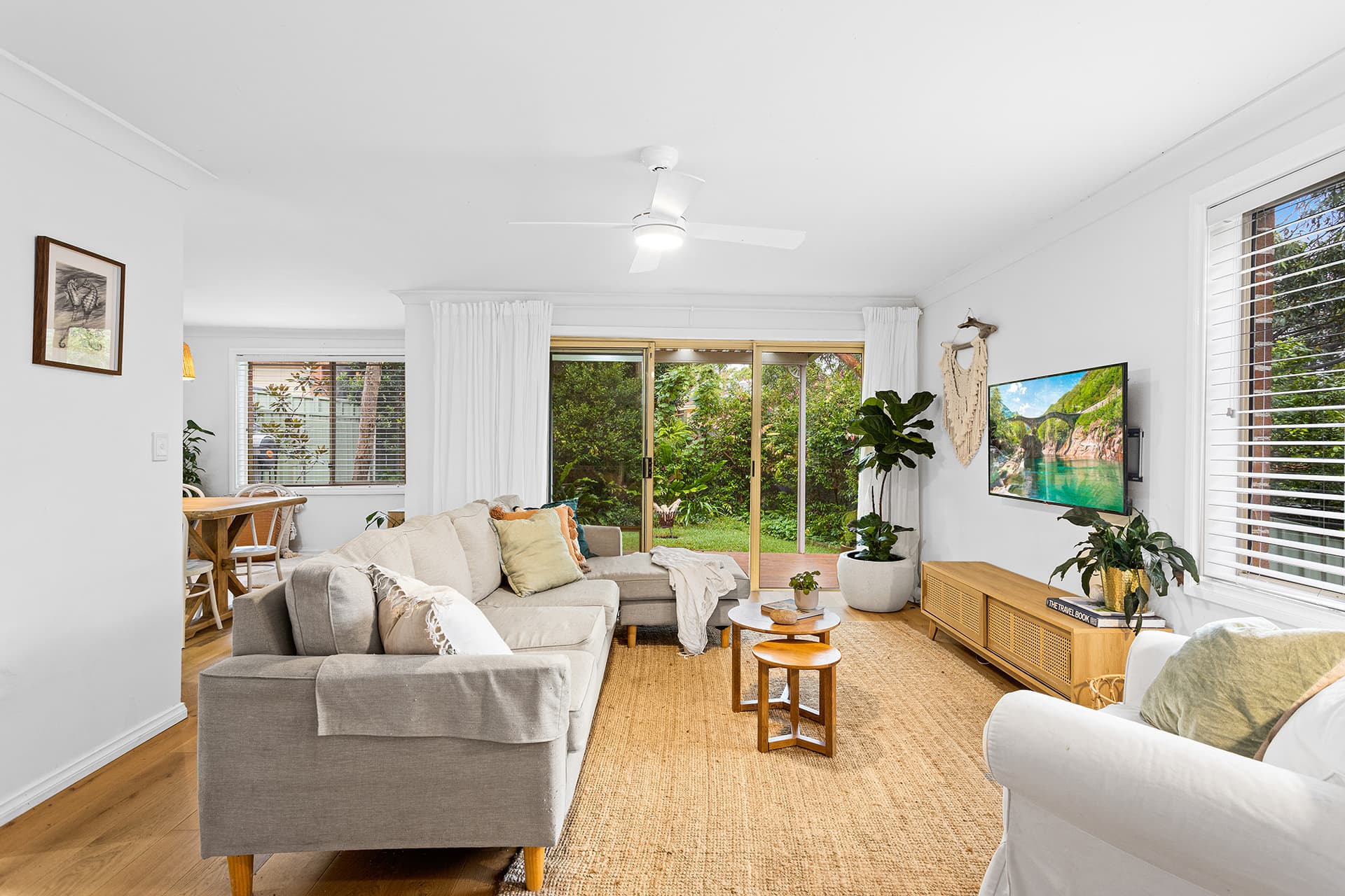 14/49 Mountain Road, Austinmer, Austinmer - Image 1