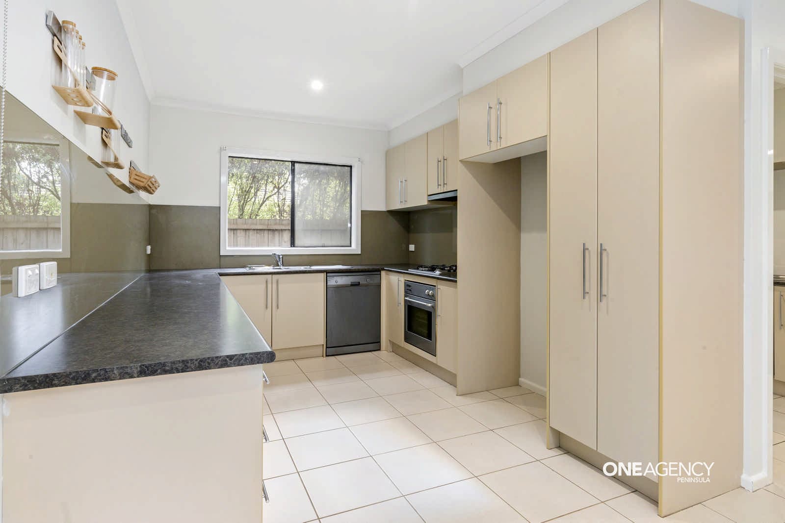 5/1 Green Island Avenue, Mount Martha, Mount Martha - Thumbnail 6