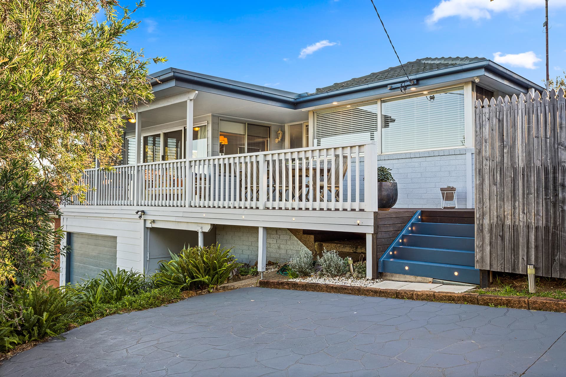 16 Robinsville Crescent, Thirroul, Thirroul - Thumbnail 3