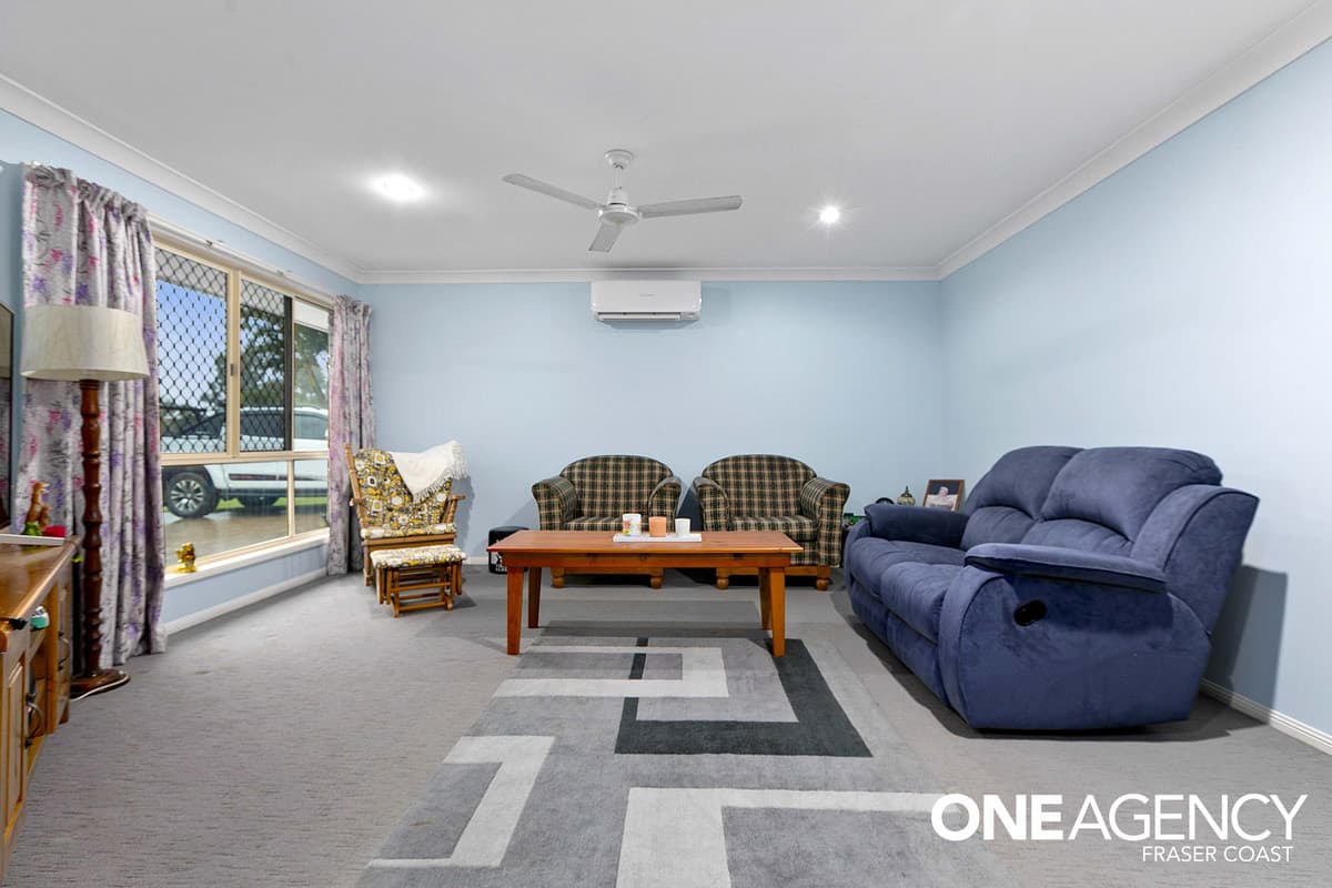 11 Chantilly Street, Urangan, Urangan - Image 1