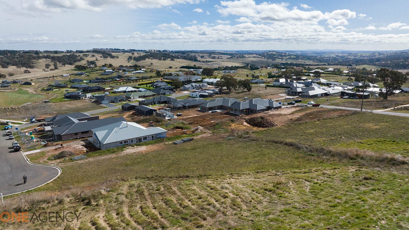 33 Connemara Drive, Orange, Orange - Thumbnail 7