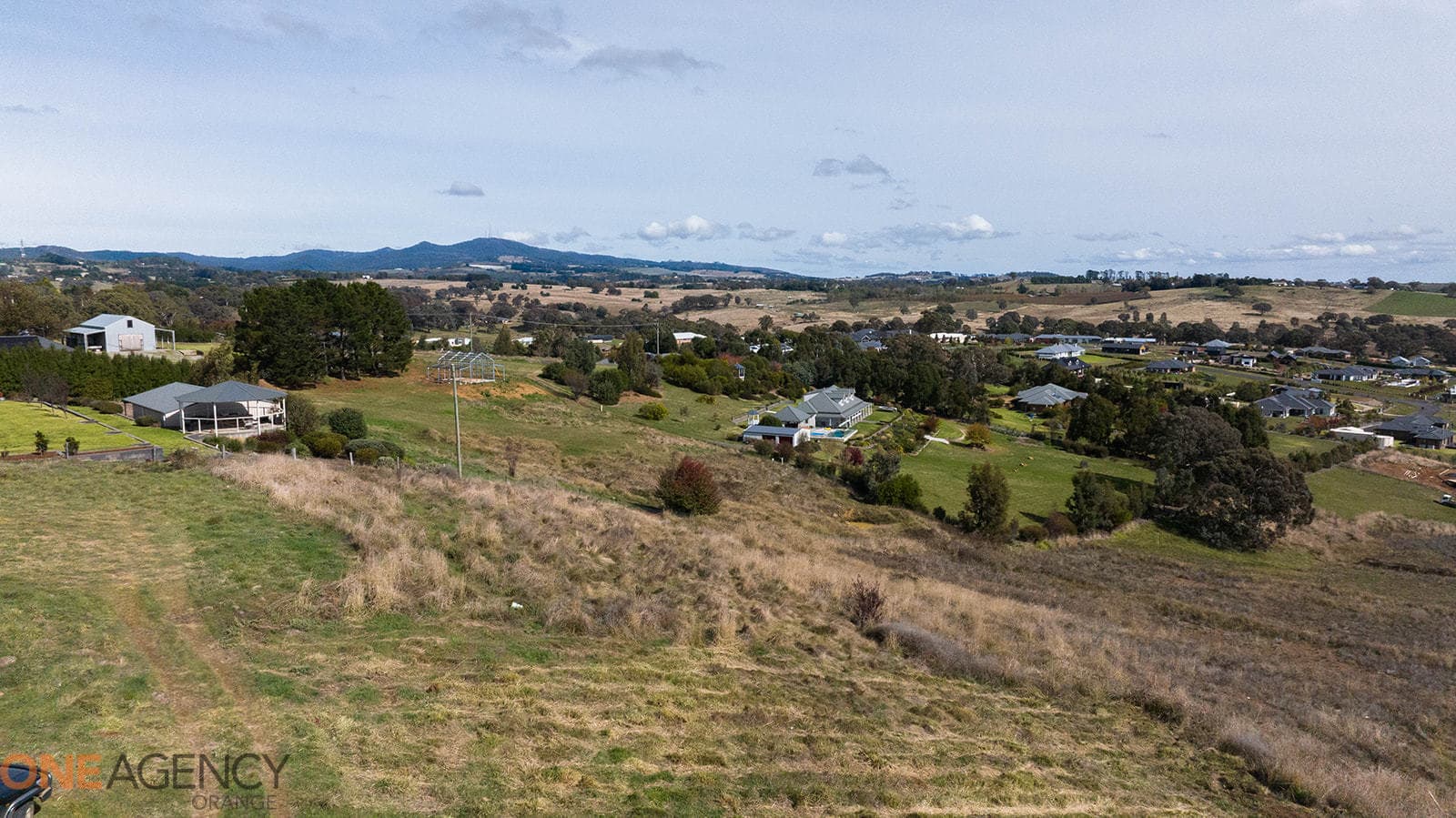 33 Connemara Drive, Orange, Orange - Thumbnail 8