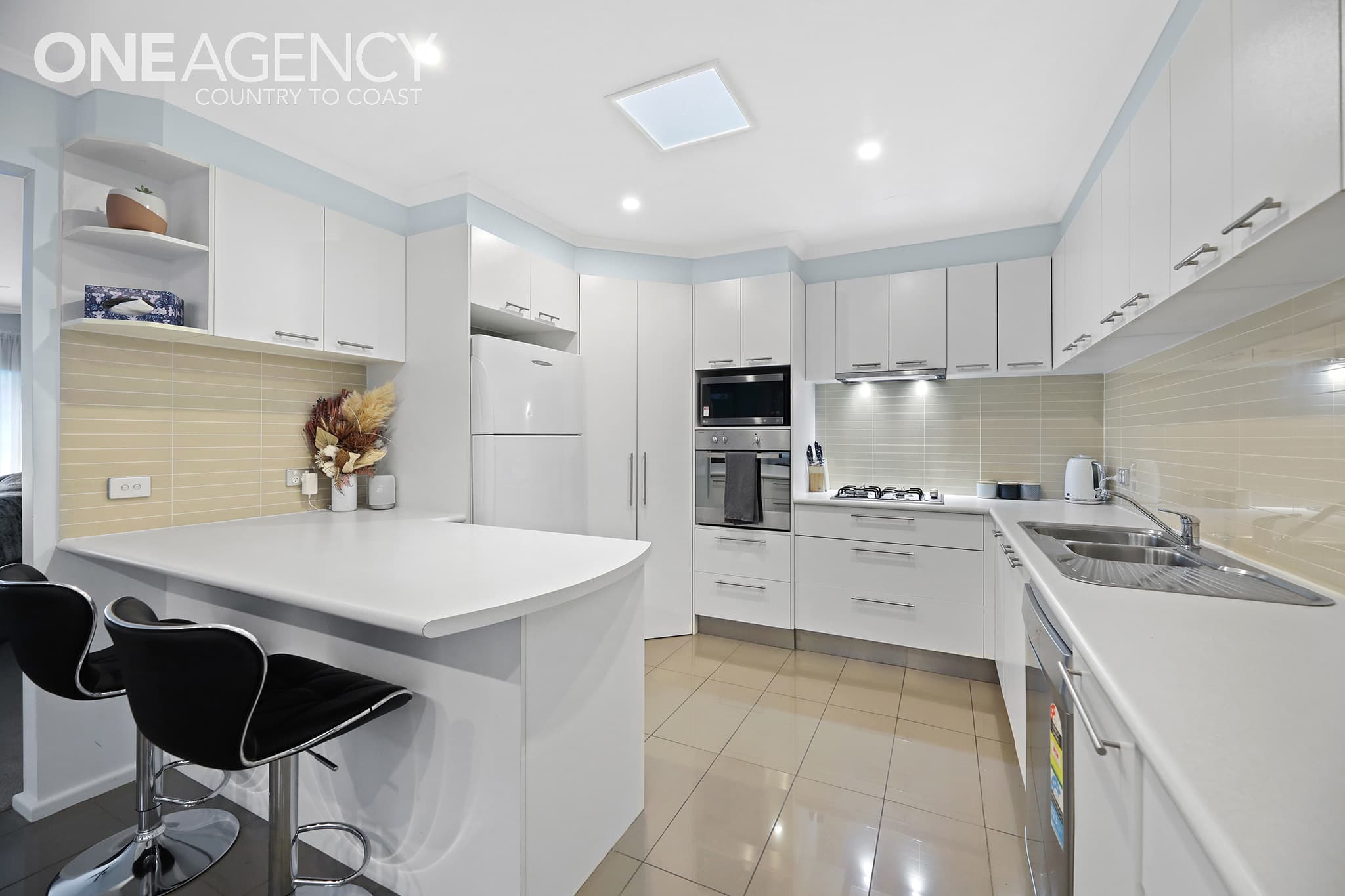 3 Archibald Crescent, Warragul, Warragul - Thumbnail 2