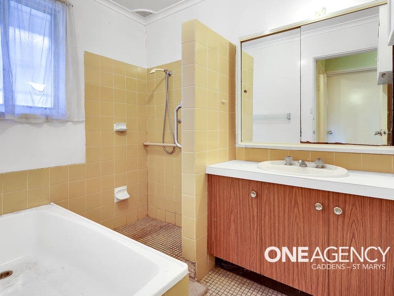 3 Whitcroft Place, Oxley Park, Oxley Park - Thumbnail 3