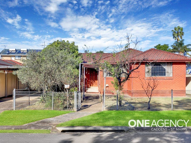 3 Whitcroft Place, Oxley Park, Oxley Park - Image 1