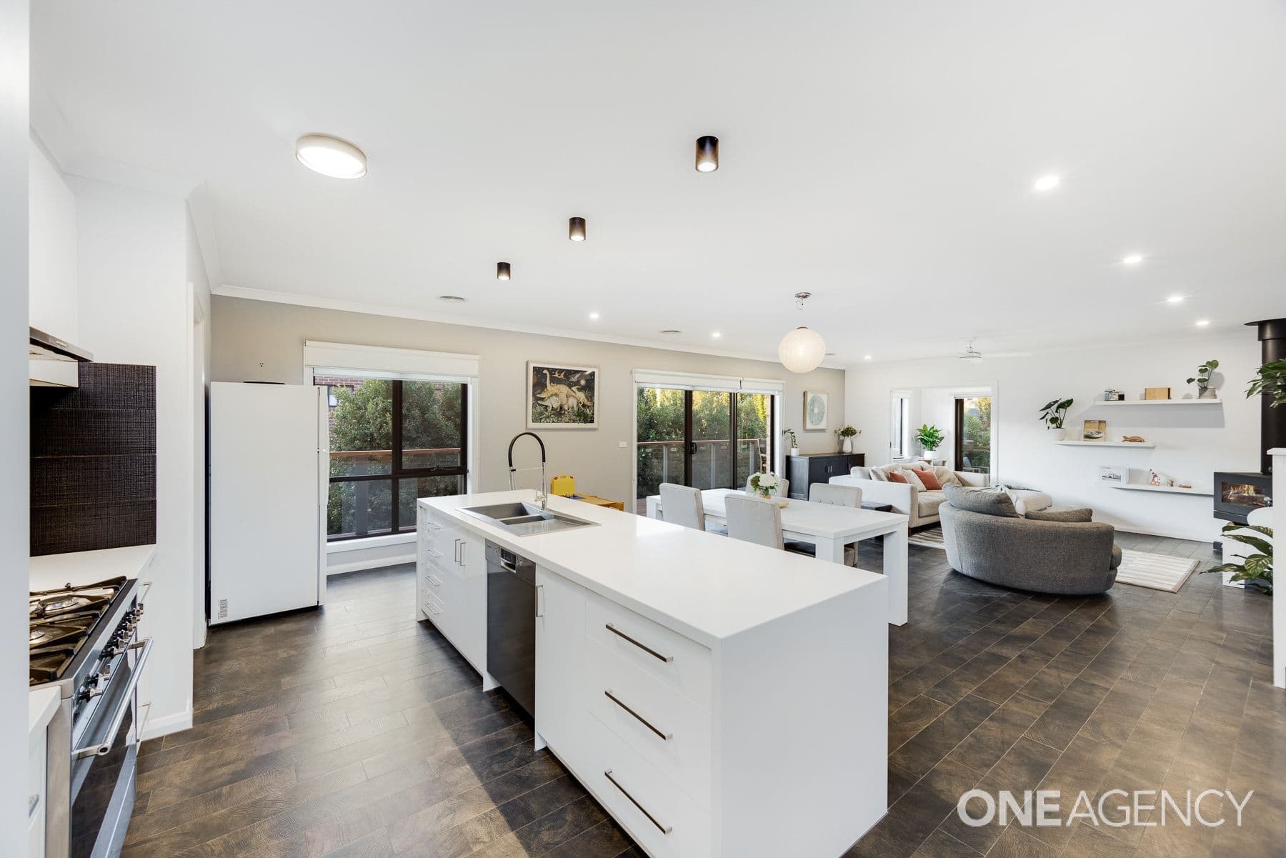 33 Woolondoon Drive, Highton, Highton - Thumbnail 4