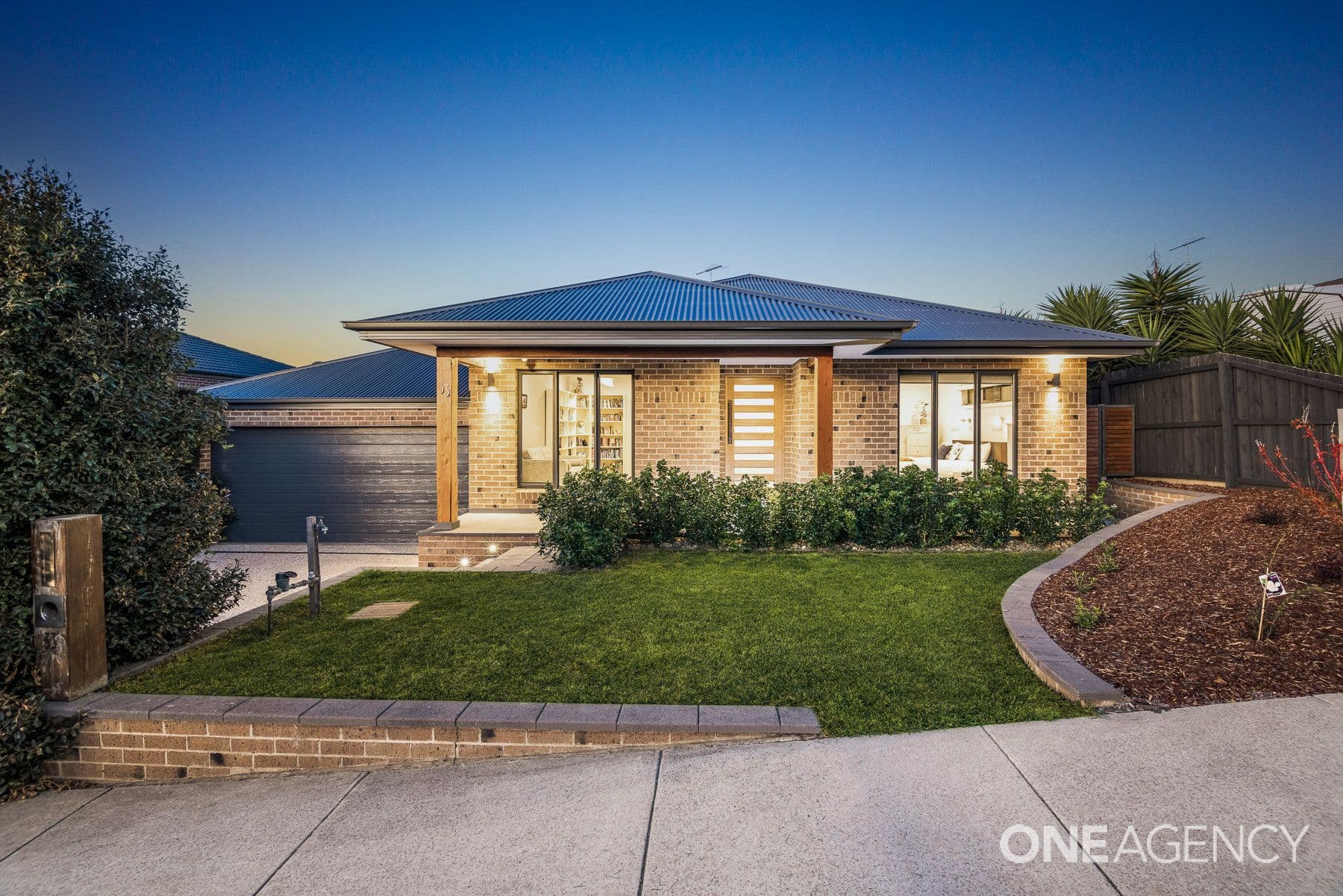 33 Woolondoon Drive, Highton, Highton - Image 1
