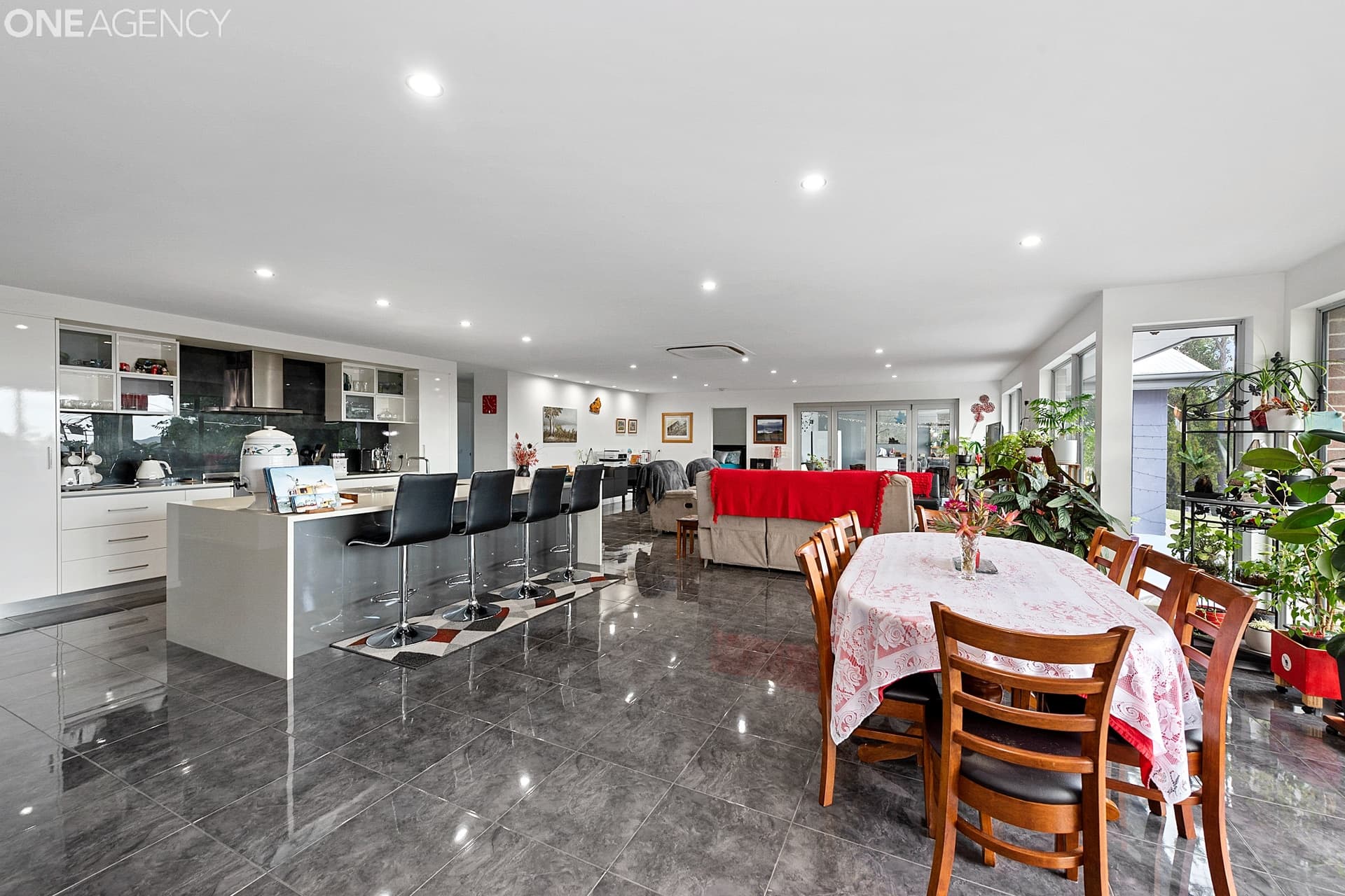 56 Barnes Road, South Spreyton, South Spreyton - Thumbnail 5