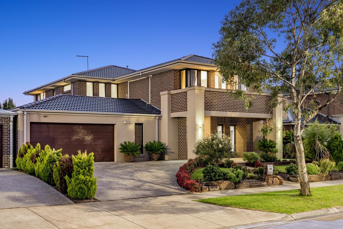 153 Featherbrook Drive, Point Cook, Point Cook - Thumbnail 2