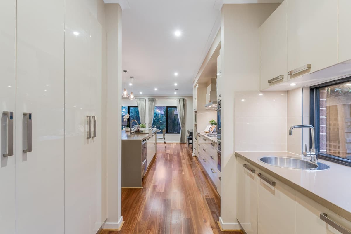 153 Featherbrook Drive, Point Cook, Point Cook - Thumbnail 7