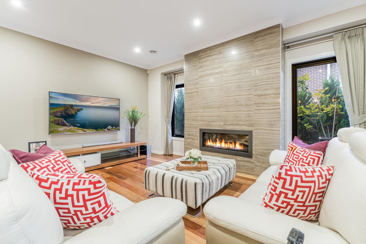 153 Featherbrook Drive, Point Cook, Point Cook - Thumbnail 8