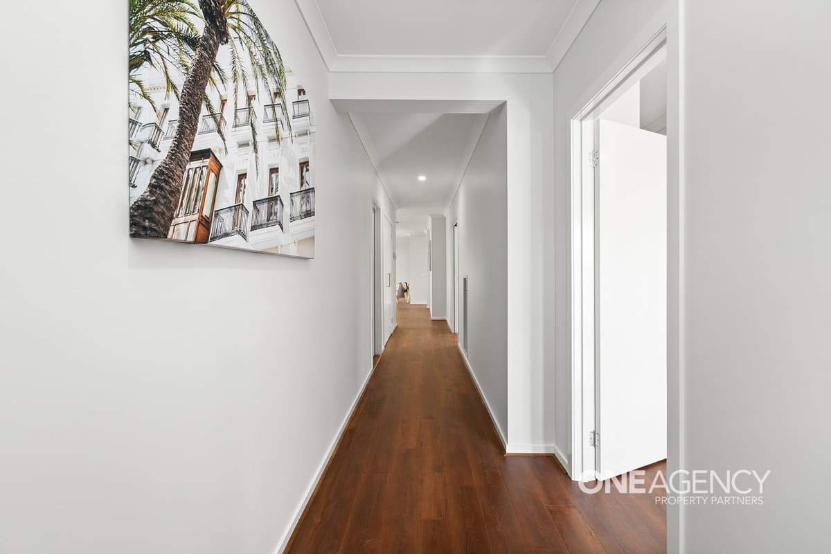 10 Portobello Way, Fraser Rise, Fraser Rise - Thumbnail 3
