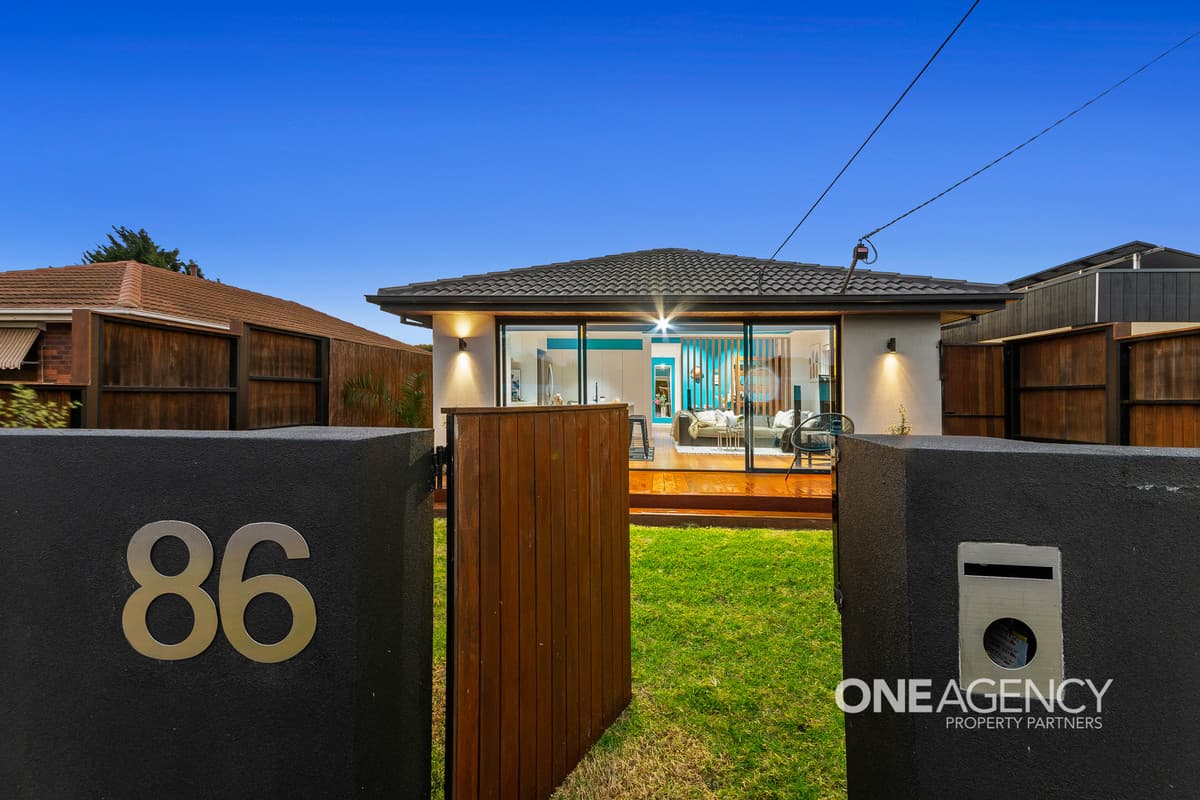 86 Shane Avenue, Seabrook, Seabrook - Image 1