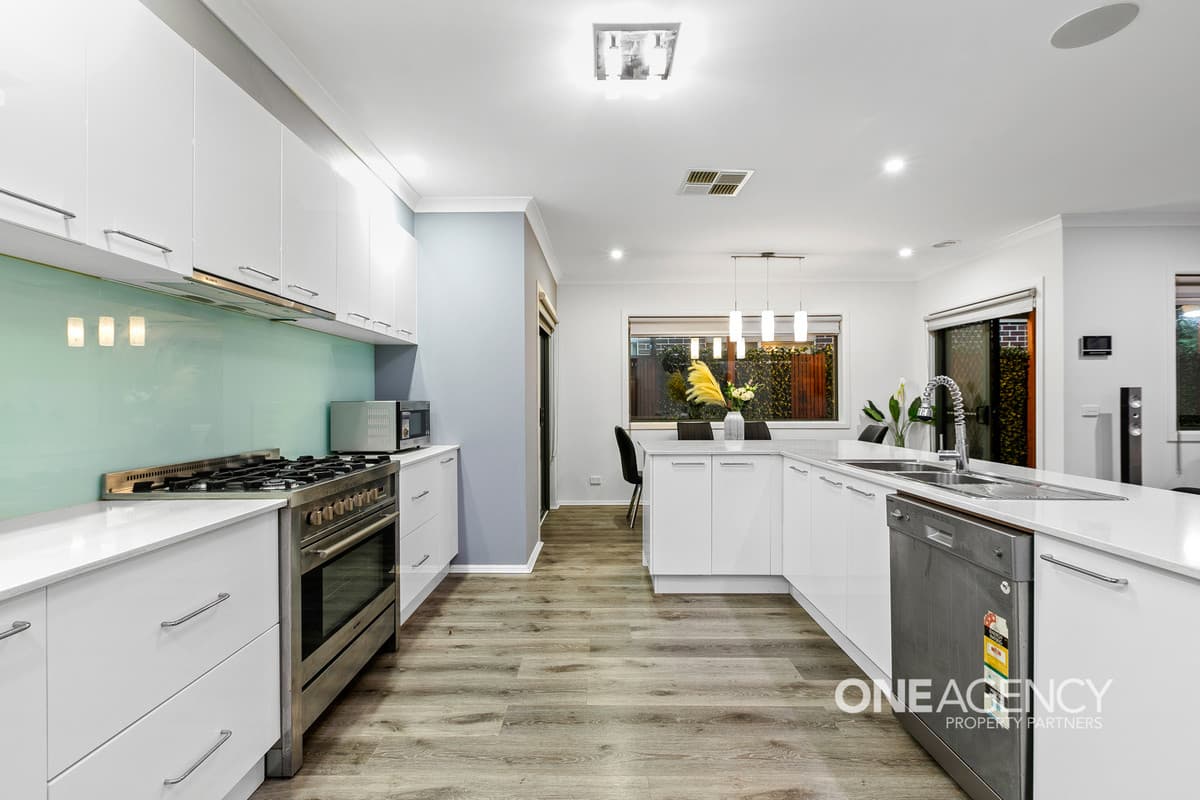13 Oceana Street, Point Cook, Point Cook - Thumbnail 6