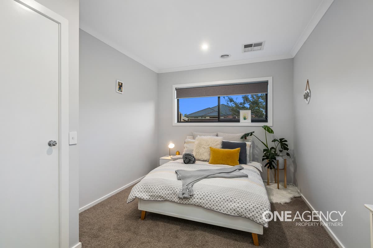 1 Bayrise Road, Point Cook, Point Cook - Thumbnail 4
