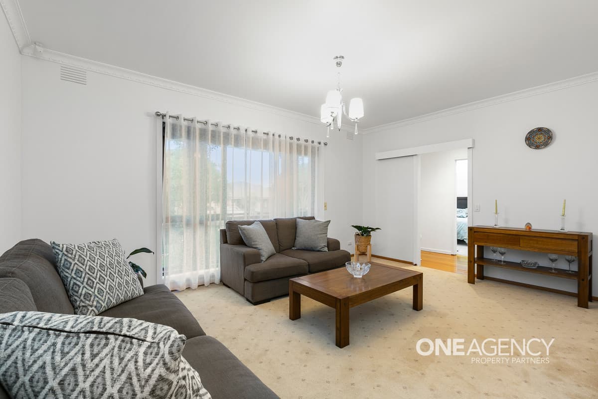 17 Pyramus Place, Altona Meadows, Altona Meadows - Thumbnail 2