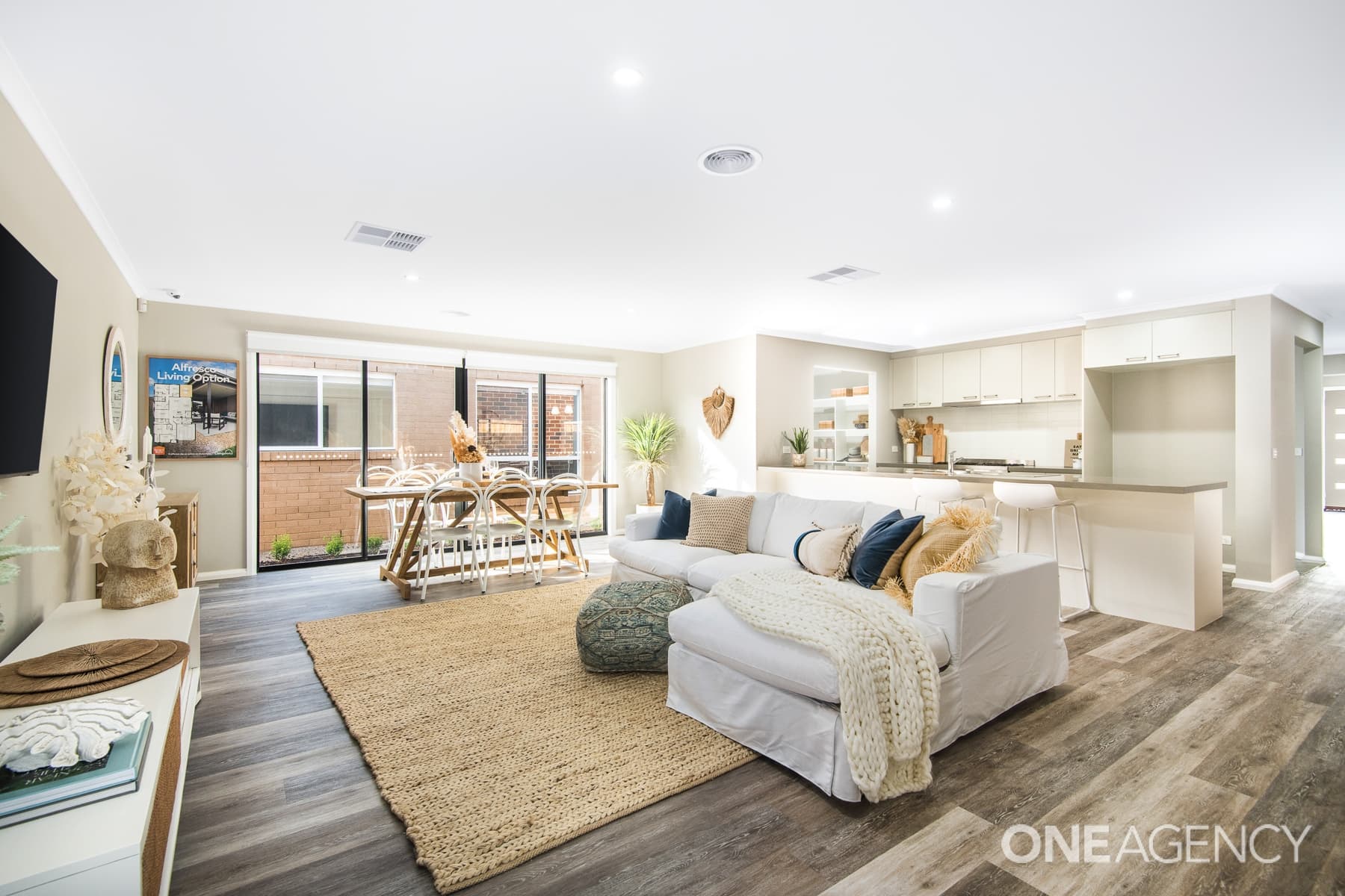 7 Fawkner Crescent, Armstrong Creek, Armstrong Creek - Thumbnail 4