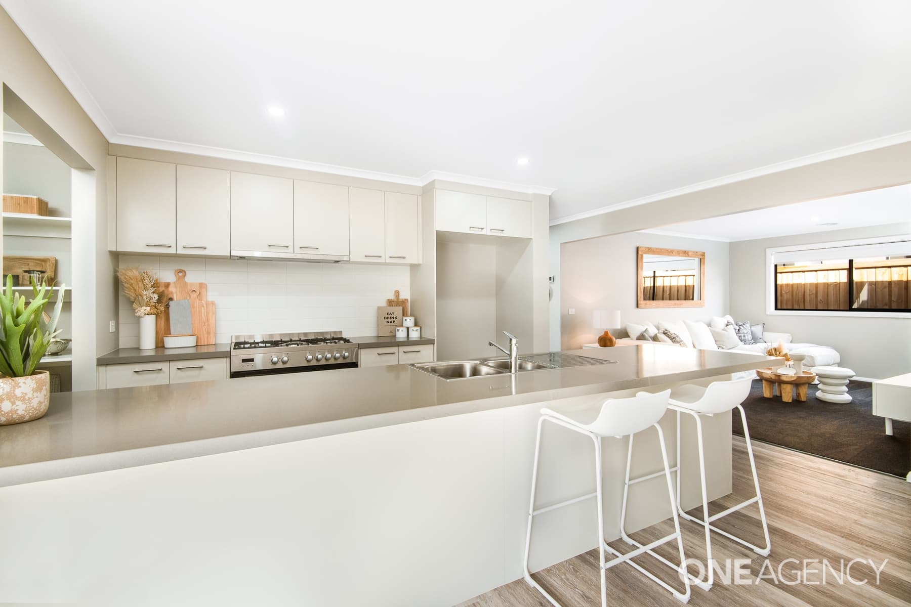 7 Fawkner Crescent, Armstrong Creek, Armstrong Creek - Image 1
