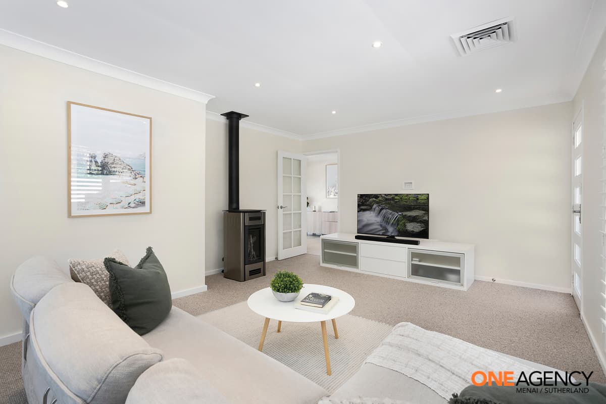 103 Blaxland Drive, Illawong, Illawong - Thumbnail 3