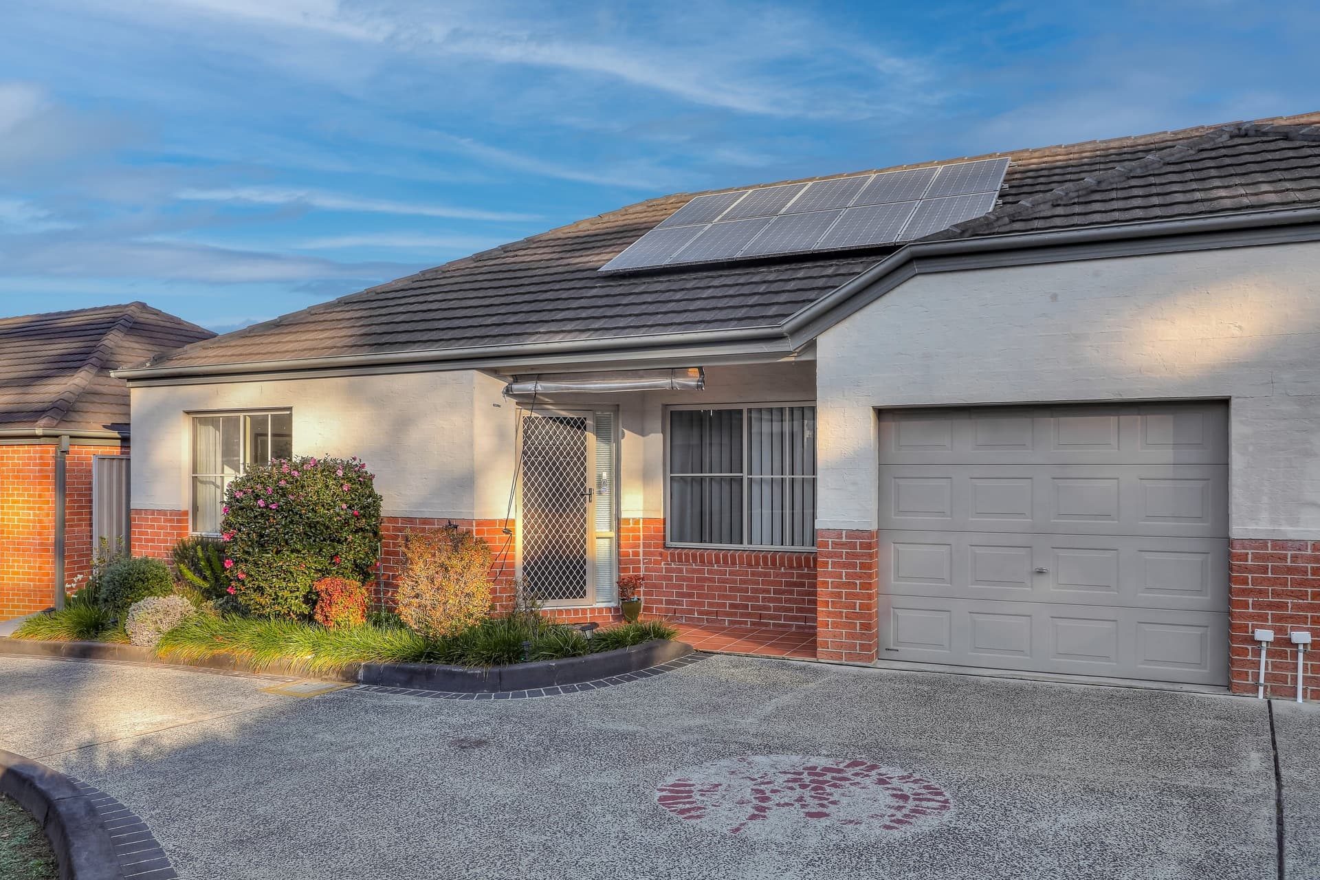 8/35a Hanlan Street South, Narara, Narara - Image 1
