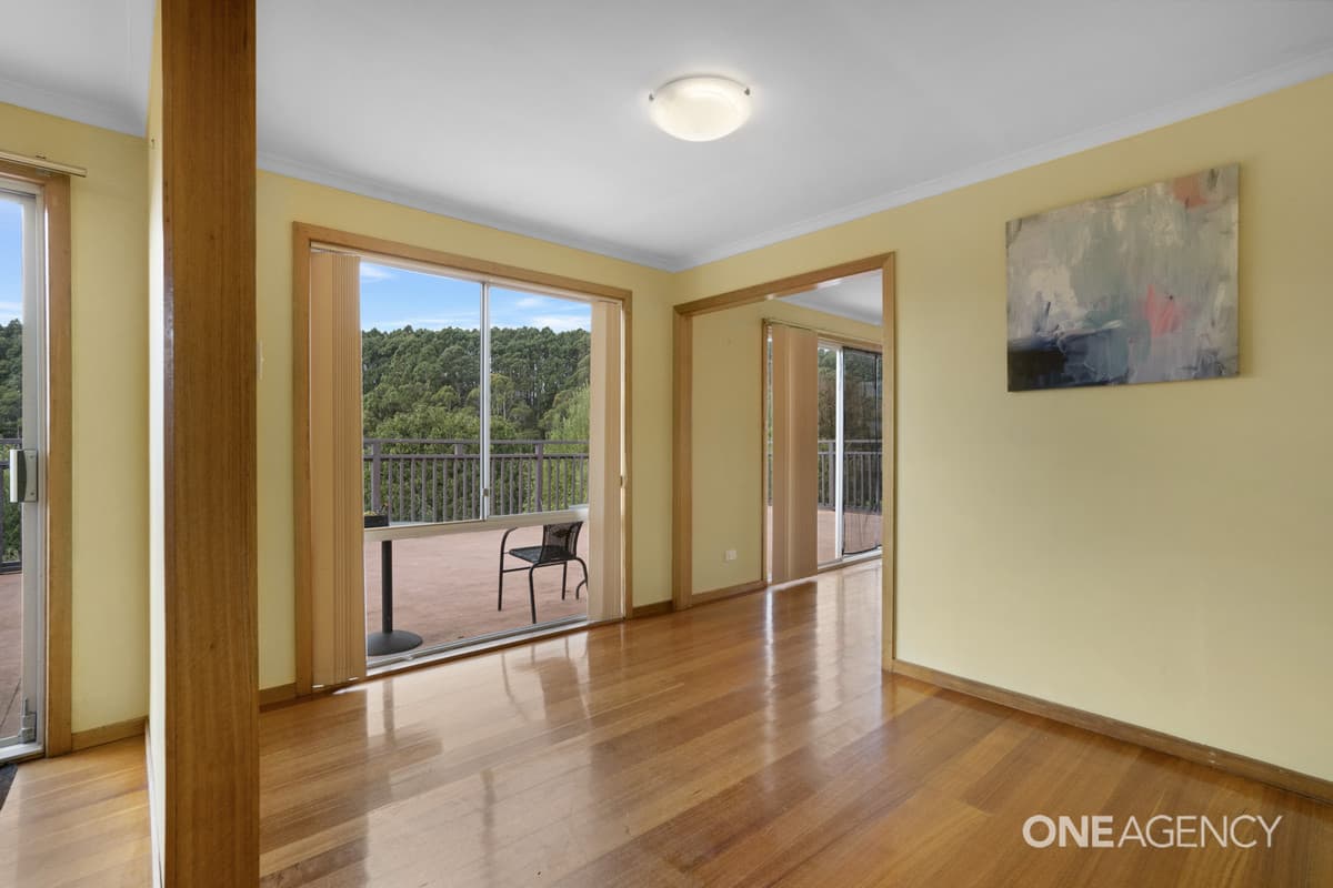 11 Amanda Court, Romaine, Romaine - Thumbnail 3