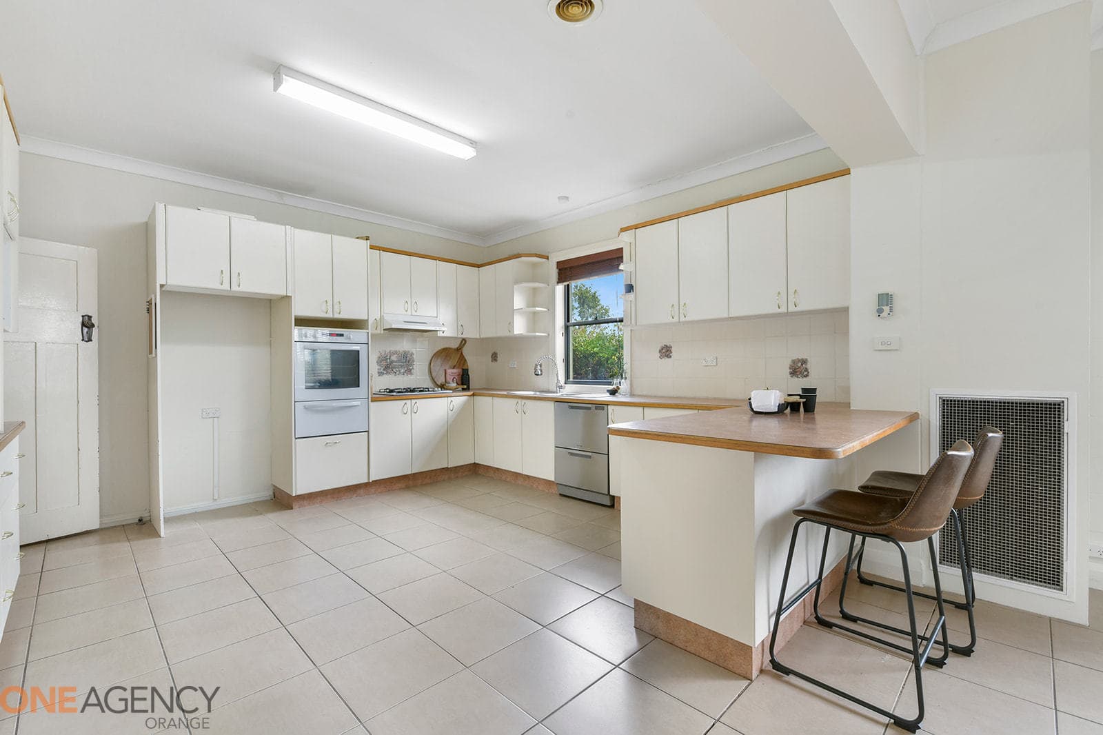 261 Dalton Street, Orange, Orange - Thumbnail 4