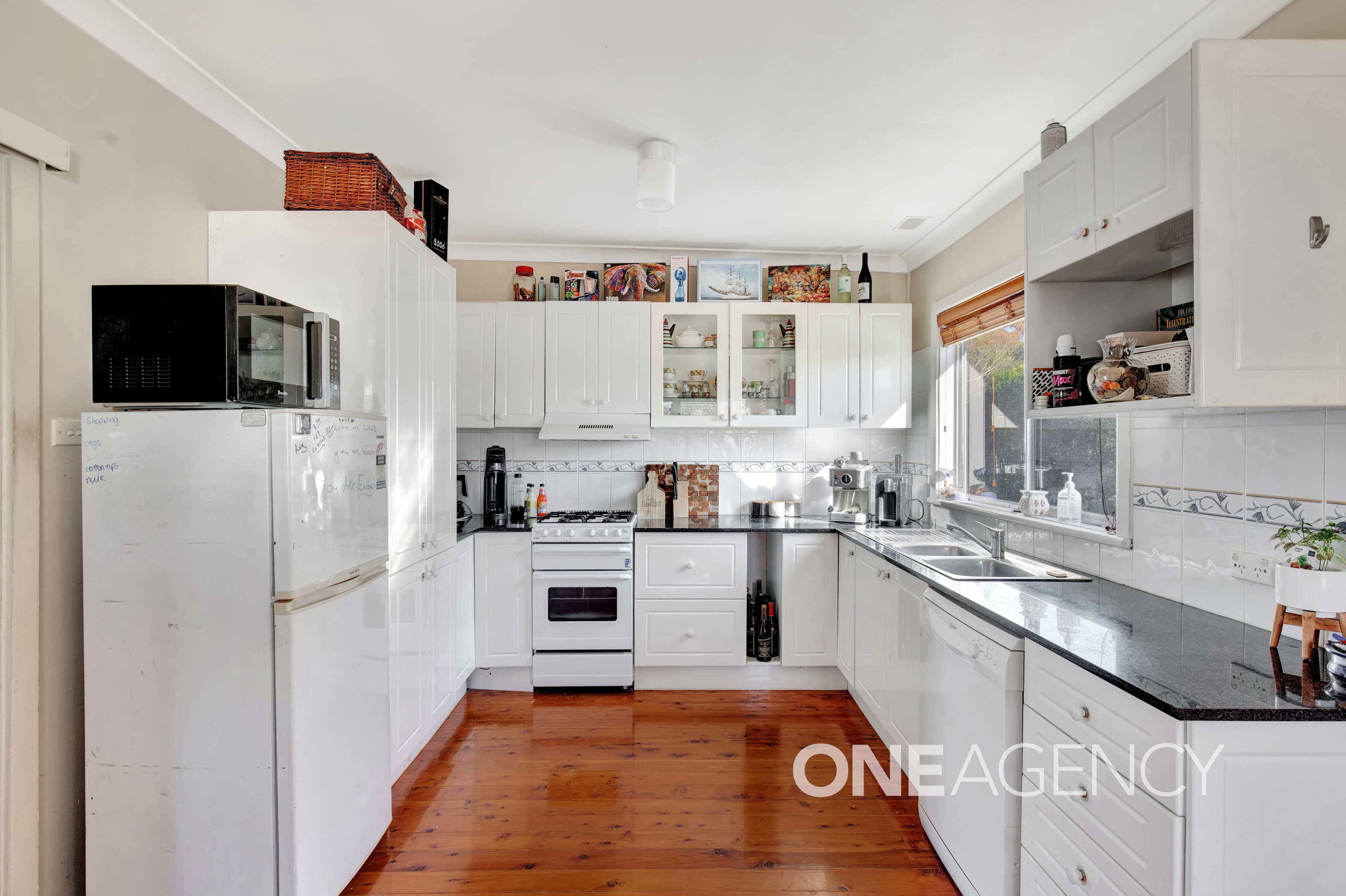 9 Albatross Road, Nowra, Nowra - Thumbnail 2