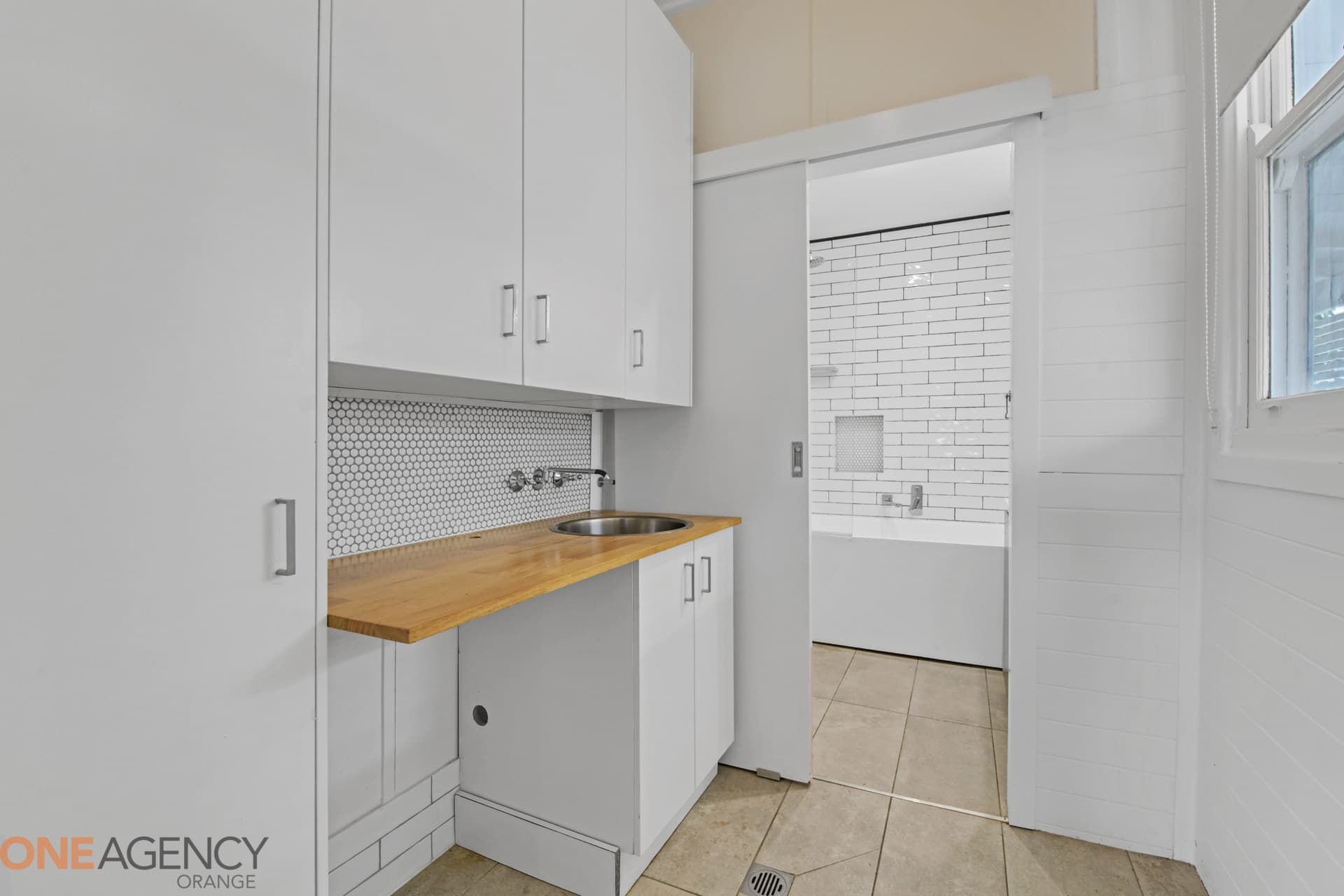 17 Kearneys Drive, Orange, Orange - Thumbnail 5