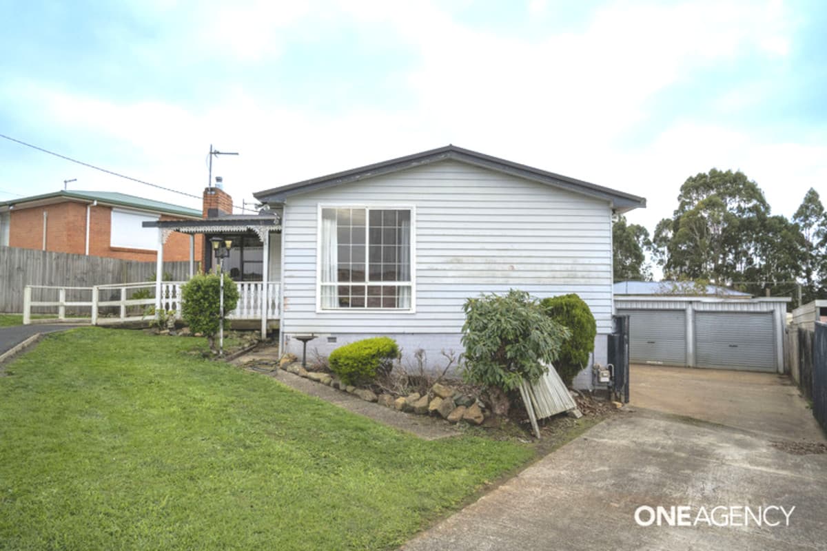 16 Colegrave Road, Upper Burnie, Upper Burnie - Thumbnail 2