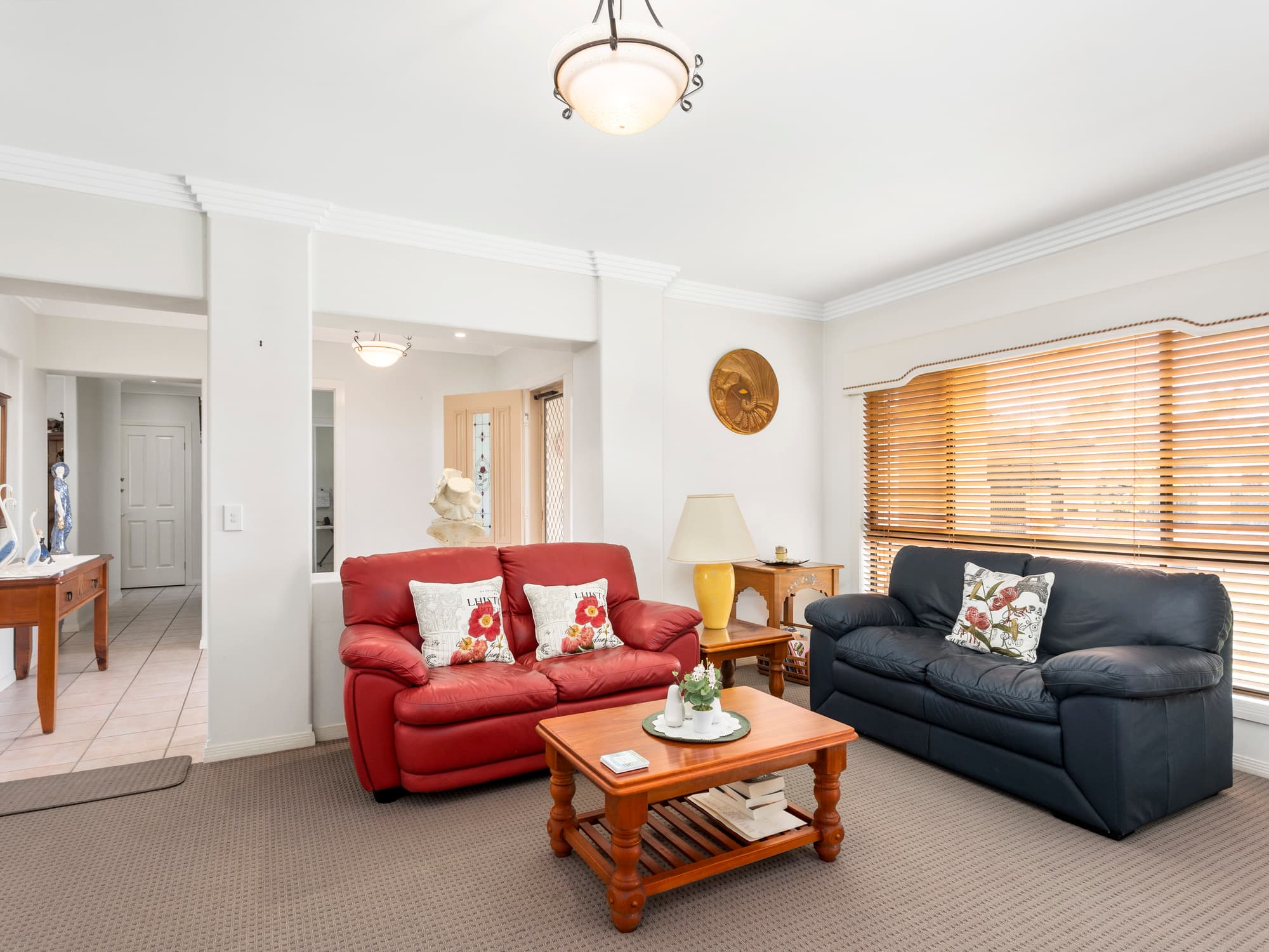 127 Dunlin Drive, Burleigh Waters, Burleigh Waters - Thumbnail 4