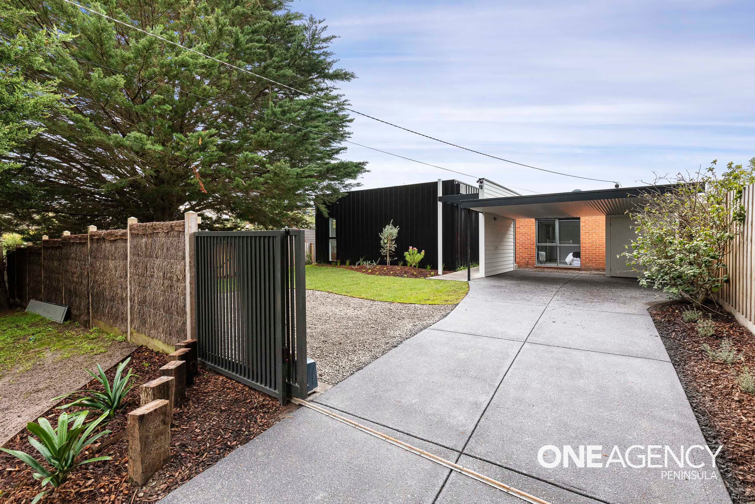 25 Sylvan Drive, Rosebud, Rosebud - Image 1