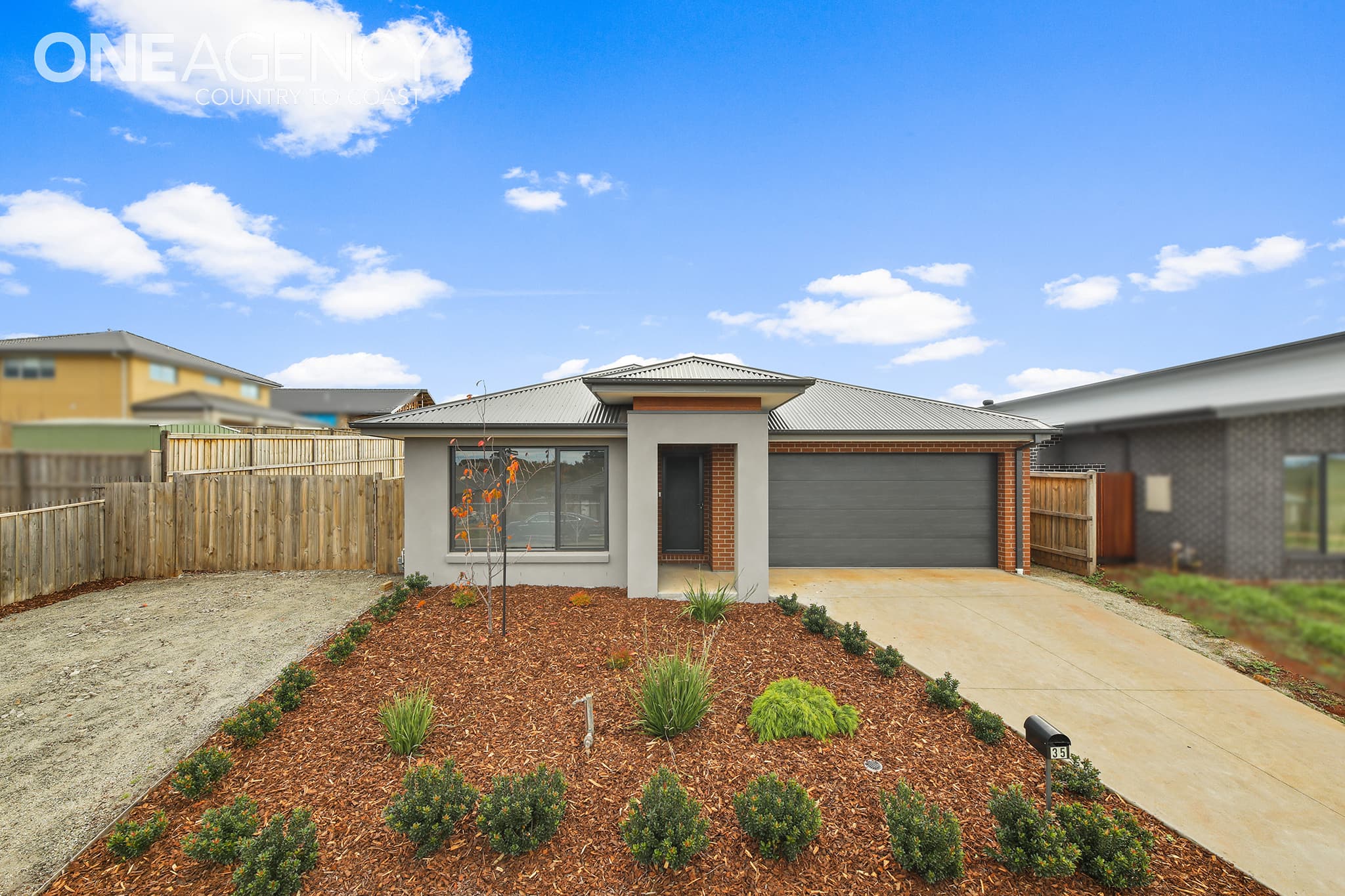 35 Bexley Boulevard, Drouin, Drouin - Image 1
