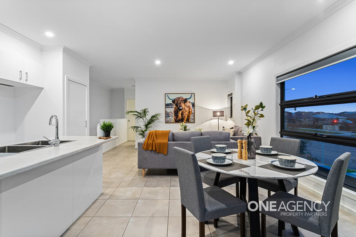 3A Charlwood Promenade, Werribee, South Grafton - Thumbnail 8
