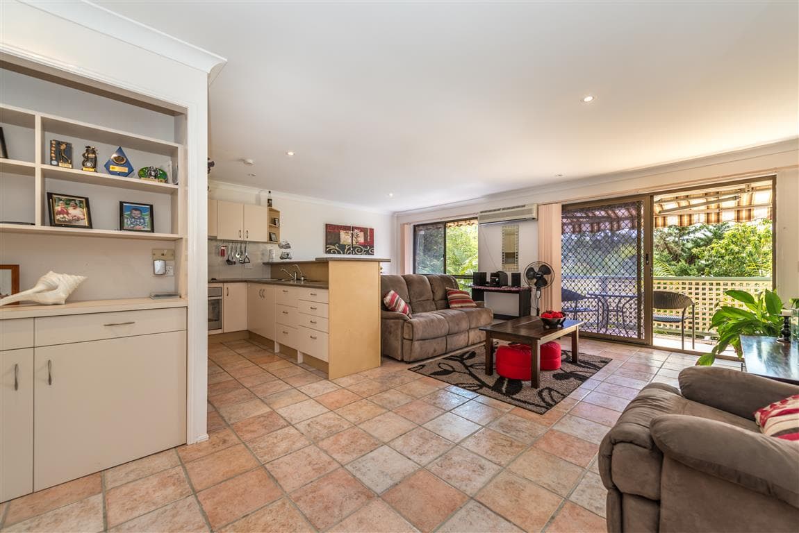 2/43 Murtha Drive, Elanora, Elanora - Thumbnail 3