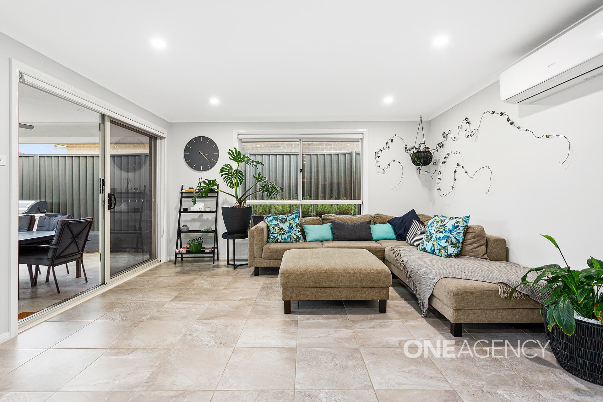 15 Pony Drive, Calderwood, Calderwood - Thumbnail 2