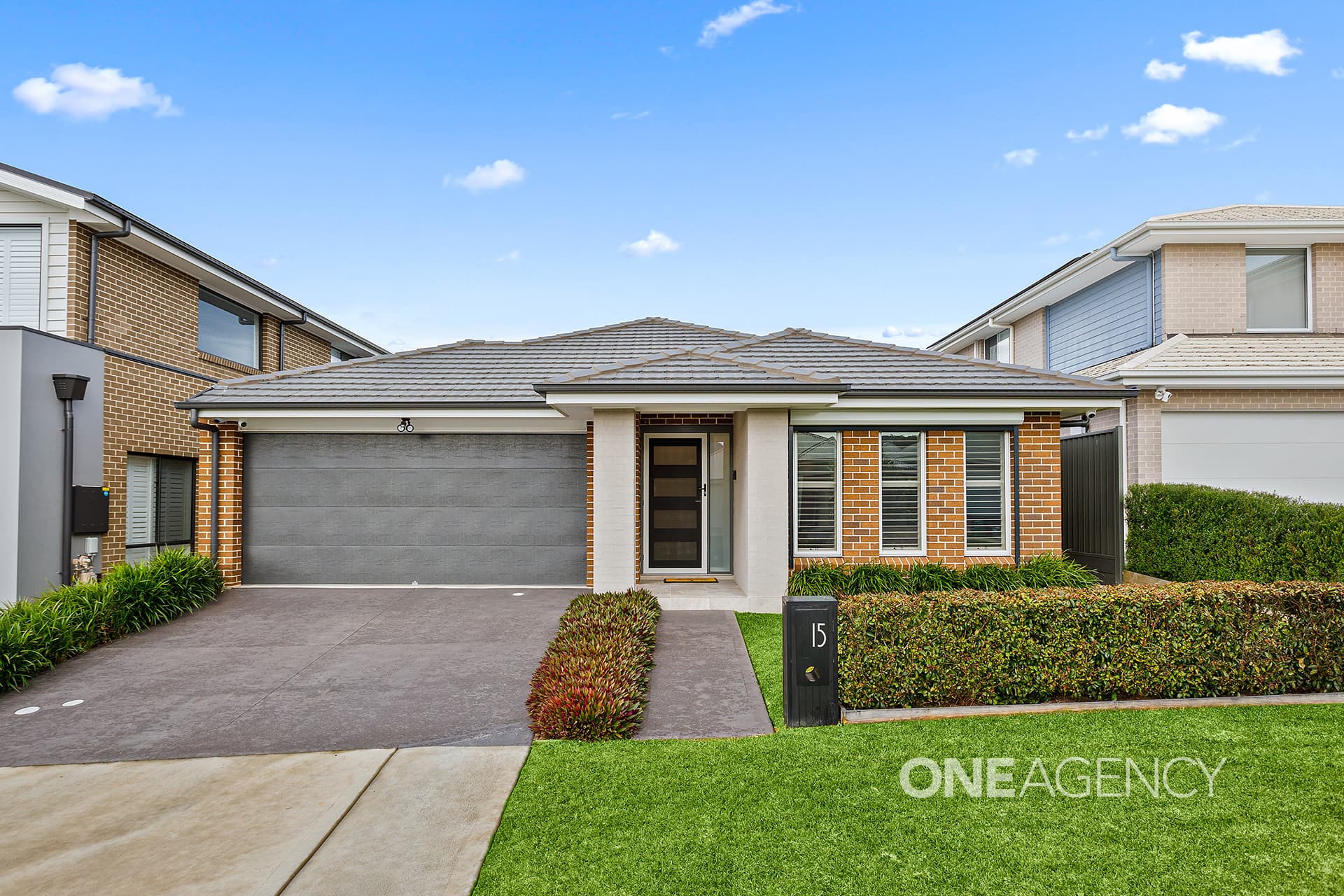 15 Pony Drive, Calderwood, Calderwood - Image 1